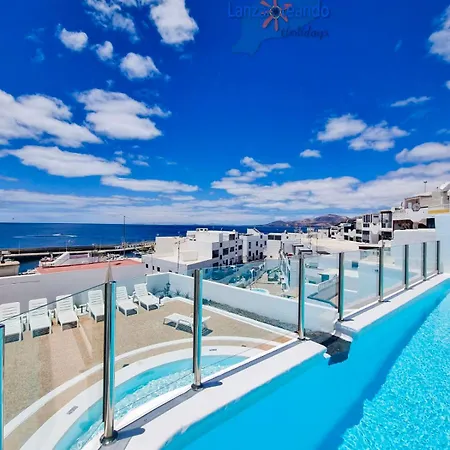 Апартаменты The Blue Cris-tol Vv With Sea View *